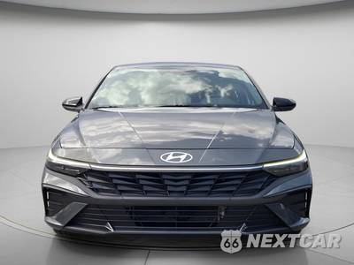 2025 Hyundai Elantra Hybrid SEL Sport - zdjęcie 6 z 24 - miniatura