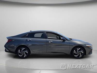 2025 Hyundai Elantra Hybrid SEL Sport - zdjęcie 5 z 25 - miniatura