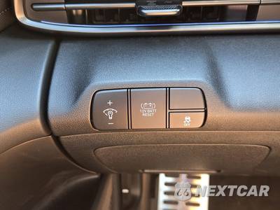 2025 Hyundai Elantra Hybrid SEL Sport - zdjęcie 24 z 25 - miniatura