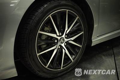 2023 Toyota Camry SE - zdjęcie 3 z 28 - miniatura