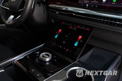 2025 Cadillac Escalade V-Series 1SD - zdjęcie 68 z 74 - miniatura