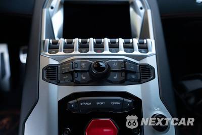 2015 Lamborghini Aventador LP 700-4 Coupe - zdjęcie 71 z 79 - miniatura