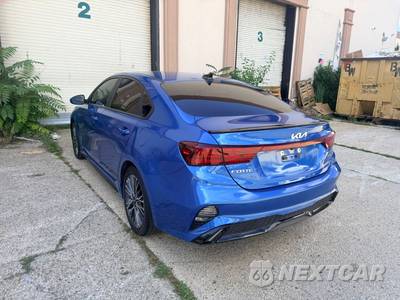 2023 Kia Forte GT-Line - zdjęcie 6 z 31 - miniatura