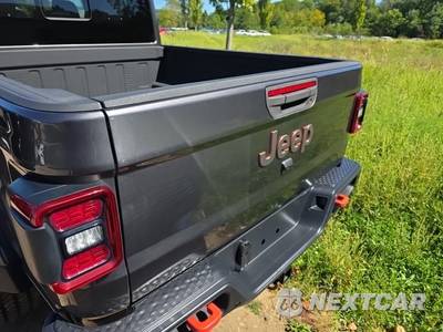 2021 Jeep Gladiator Mojave Crew Cab Medium Bed - zdjęcie 5 z 22 - miniatura