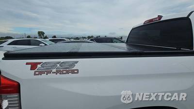 2021 Toyota Tundra SR5 Crew Cab Short Bed - zdjęcie 30 z 35 - miniatura