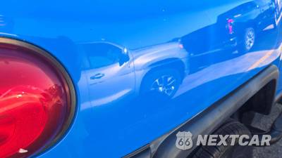 2007 Toyota FJ Cruiser w/Rear Doors - zdjęcie 21 z 29 - miniatura