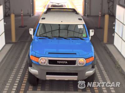 2007 Toyota FJ Cruiser w/Rear Doors - zdjęcie 2 z 29 - miniatura