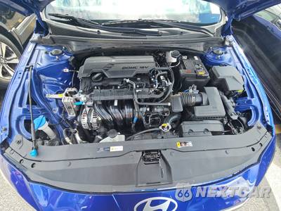 2025 Hyundai Elantra SEL Convenience - zdjęcie 15 z 20 - miniatura