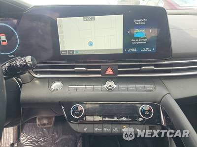 2025 Hyundai Elantra SEL Convenience - zdjęcie 11 z 20 - miniatura