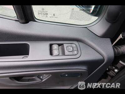2024 Mercedes-Benz Sprinter 3500XD Cargo Van DRW 144.0" WB - zdjęcie 25 z 36 - miniatura