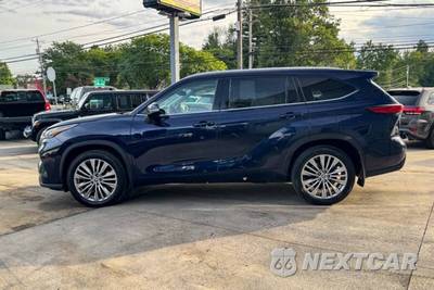 2022 Toyota Highlander Platinum - zdjęcie 6 z 24 - miniatura