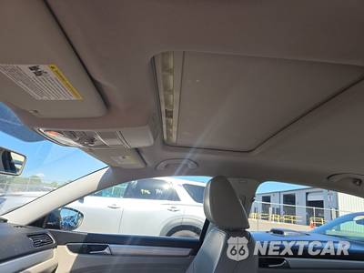 2019 Volkswagen Passat Wolfsburg - zdjęcie 17 z 28 - miniatura
