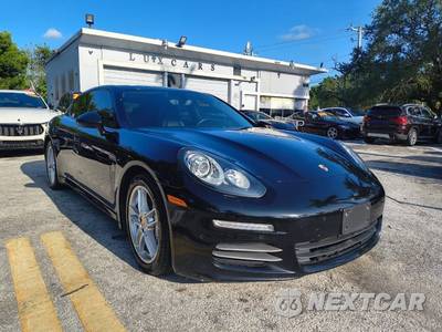 2014 Porsche Panamera 4 - zdjęcie 15 z 49 - miniatura