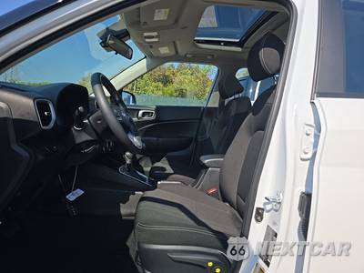 2026 Hyundai Venue SEL - zdjęcie 7 z 26 - miniatura