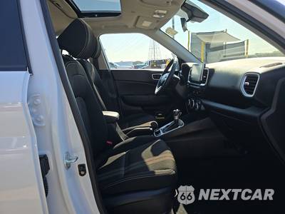 2026 Hyundai Venue SEL - zdjęcie 8 z 26 - miniatura