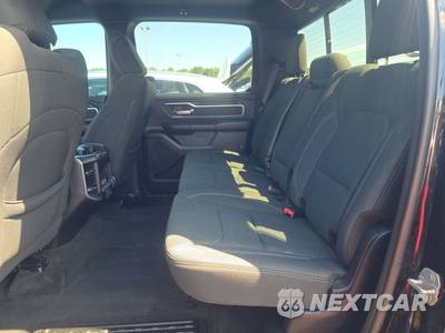 2020 Ram 1500 Big Horn Crew Cab Short Bed - zdjęcie 13 z 31 - miniatura