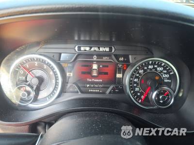 2020 Ram 1500 Big Horn Crew Cab Short Bed - zdjęcie 12 z 31 - miniatura