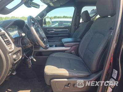 2020 Ram 1500 Big Horn Crew Cab Short Bed - zdjęcie 7 z 31 - miniatura