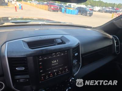 2020 Ram 1500 Big Horn Crew Cab Short Bed - zdjęcie 11 z 31 - miniatura