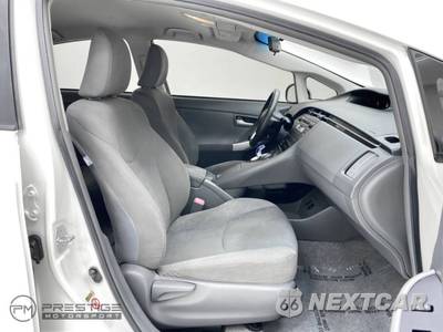 2011 Toyota Prius Three - zdjęcie 14 z 50 - miniatura