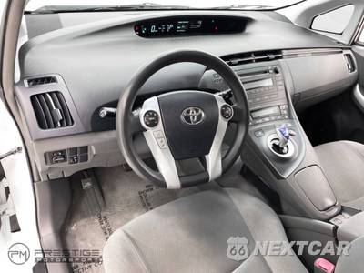 2011 Toyota Prius Three - zdjęcie 18 z 50 - miniatura