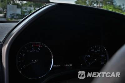 2021 Ford Super Duty F-250 Platinum Crew Cab Medium Bed - zdjęcie 8 z 16 - miniatura
