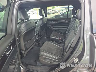 2023 Jeep Grand Cherokee L Altitude - zdjęcie 13 z 24 - miniatura