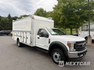 2017 Ford Super Duty F-550 Cab Chassis XL Regular Cab DRW - zdjęcie 5 z 29 - miniatura
