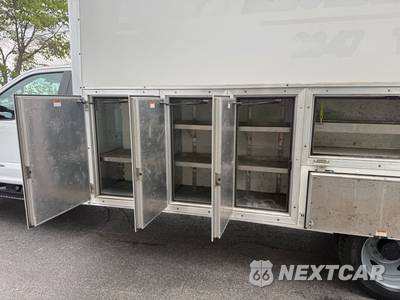 2017 Ford Super Duty F-550 Cab Chassis XL Regular Cab DRW - zdjęcie 21 z 29 - miniatura