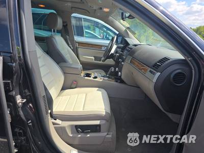 2010 Volkswagen Touareg TDI - zdjęcie 8 z 41 - miniatura