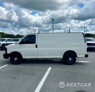 2012 Chevrolet Express 2500 Cargo Van 1WT 135.0" WB - zdjęcie 2 z 15 - miniatura
