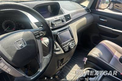 2015 Honda Odyssey EX-L w/RES 118.1" WB - zdjęcie 10 z 28 - miniatura