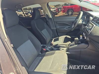 2021 Nissan Versa S - zdjęcie 8 z 27 - miniatura