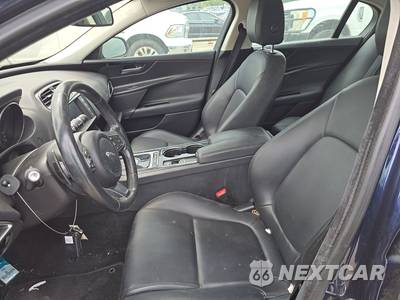 2017 Jaguar XE - zdjęcie 7 z 26 - miniatura