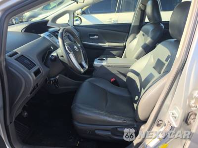 2012 Toyota Prius v Three - zdjęcie 7 z 24 - miniatura