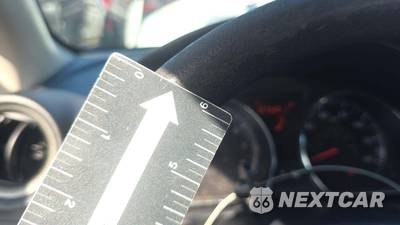 2013 Nissan Versa 1.6 SV - zdjęcie 20 z 34 - miniatura