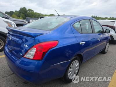 2013 Nissan Versa 1.6 SV - zdjęcie 4 z 34 - miniatura