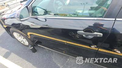 2012 Toyota Camry LE - zdjęcie 48 z 60 - miniatura