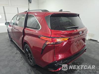 2021 Toyota Sienna Hybrid XSE 7-Passenger - zdjęcie 6 z 35 - miniatura