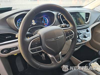 2023 Chrysler Pacifica Hybrid Touring L 121.6" WB - zdjęcie 10 z 24 - miniatura