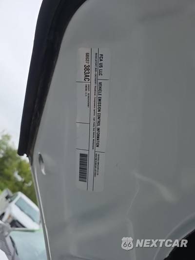 2024 Ram 3500 Cab Chassis SLT Crew Cab DRW - zdjęcie 20 z 21 - miniatura