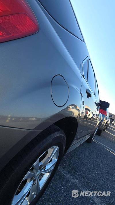 2011 Chevrolet Equinox LT 1LT - zdjęcie 23 z 34 - miniatura