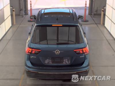 2020 Volkswagen Tiguan SE R-Line Black - zdjęcie 6 z 27 - miniatura
