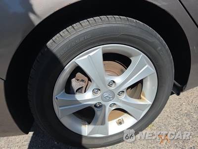 2016 Hyundai Elantra Value Edition Sedan - zdjęcie 10 z 22 - miniatura