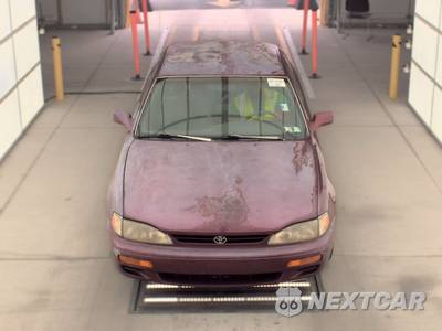 1996 Toyota Camry LE Sedan - zdjęcie 2 z 18 - miniatura