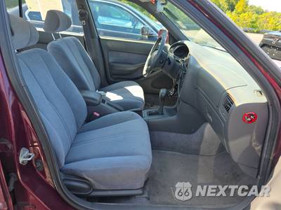 1996 Toyota Camry LE Sedan - zdjęcie 8 z 18 - miniatura