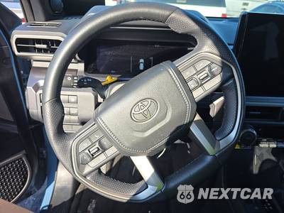 2026 Toyota 4Runner TRD Off Road Premium - zdjęcie 10 z 18 - miniatura