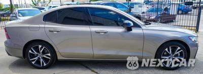 2020 Volvo S60 T5 R-Design - zdjęcie 7 z 44 - miniatura