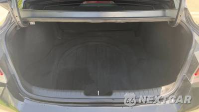 2021 Hyundai Elantra SEL - zdjęcie 17 z 25 - miniatura