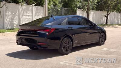 2021 Hyundai Elantra SEL - zdjęcie 6 z 25 - miniatura